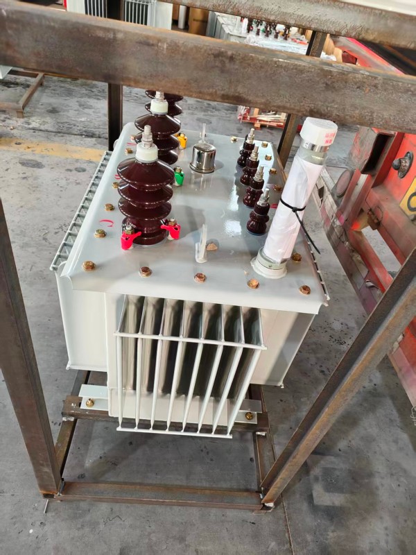 S13‑1000kVA <a href='https://linzi.xdbyq.cn/youjinshi/' target='_blank' title='临淄油浸式变压器'><strong>临淄油浸式变压器</strong></a> 大型厂区 S13 临淄临淄临淄油浸式变压器 S13‑1000kVA 临淄临淄临淄油浸式变压器 大型厂区 S13 临淄临淄临淄油浸式变压器